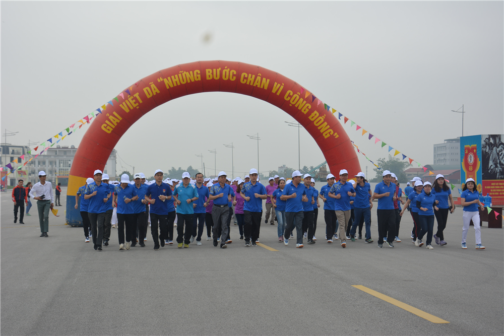 Cao Bằng đẩy mạnh cuộc vận động "Toàn dân rèn luyện theo gương Bác Hồ vĩ đại"